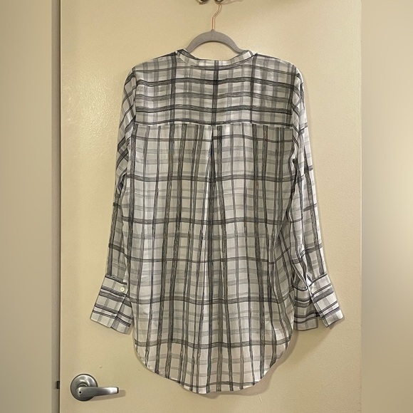 BANANA REPUBLIC NWOT Sheer Plaid Blouse in Cocoon - Picture 3 of 5